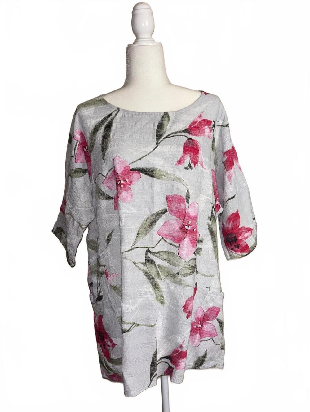 LV Clothing Made in Italy Cotton Floral Short sleeve Top with pockets